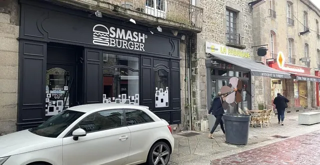 photo  le fast-food smash burger a ouvert au 157, grande rue, à alençon.  &copy;  ouest-france 