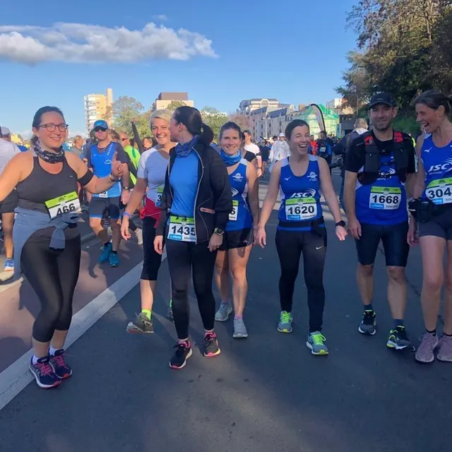 photo plus que quelques minutes à attendre avant de s'élancer pour 10 kilomètres.  ©  photo le maine libre