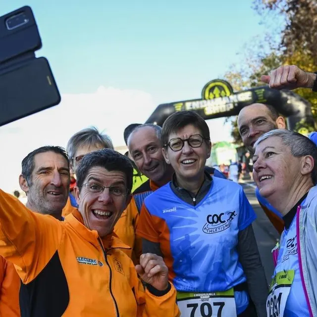 photo on immortalise l’instant dans un selfie.  ©  denis lambert