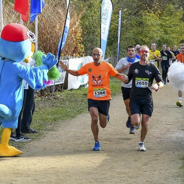 photo phénomaine, premier supporter des coureurs  ©  yvon loue
