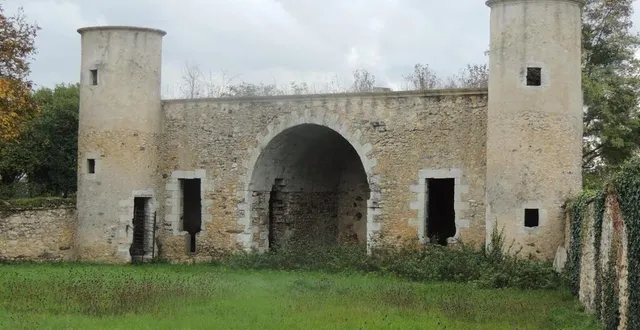 photo  les tourettes se situent près de la petite roche, entre parcé-sur-sarthe et brûlon. depuis quelques années, les associations s’approprient les lieux.  &copy;  le maine libre 
