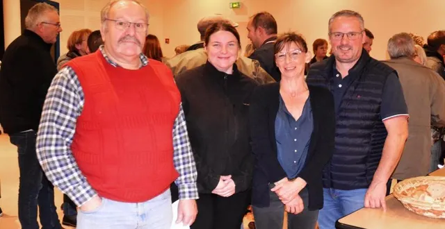 photo  william sené, président du comité des fêtes ; stécy ridray, vice-présidente ; émilie souchu, secrétaire ; frédéric charbonnier, trésorier adjoint.  &copy;  ouest-france 