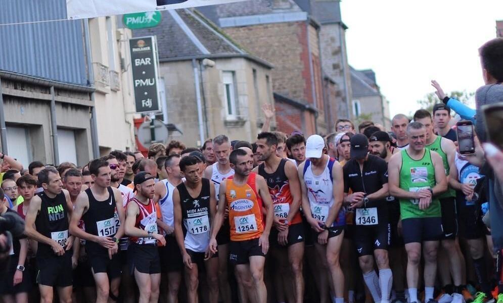 Course Hors Stade Foul Es De Briouze Pierre Mile Simpose Sport Le Mans Maville Com