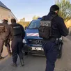 photo les gendarmes ont ouvert une enquête après une altercation et des coups à sablé-sur-sarthe puis à avoise.