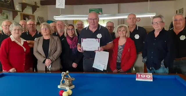 photo  les joueurs et les représentants de créavenir.  &copy;  le maine libre 