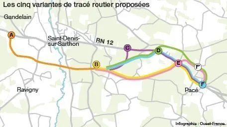 photo cinq variantes du projet, identifiées par des couleurs, ont été exposées.  ©  ouest-france