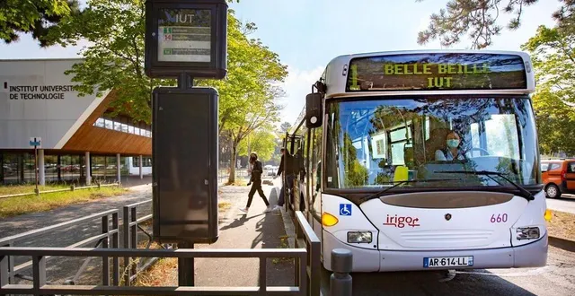 photo  localiser un bus en temps réel, c’est désormais possible à angers.  &copy;  archives co – régine lemarchand 