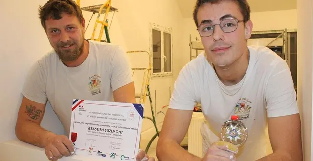 photo  sébastien suzemont avec son maître d’apprentissage, aurélien prévost.  &copy;  ouest-france 