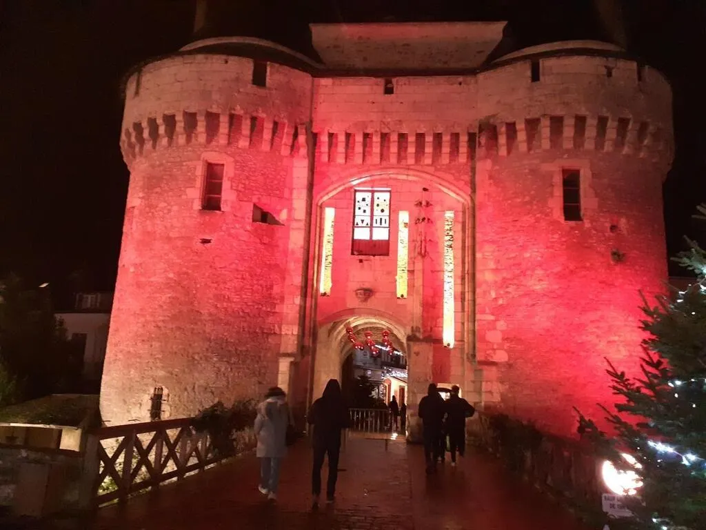 Nuit Des Couleurs La Ferte Bernard À La Ferté-Bernard, la deuxième édition de La Nuit des couleurs se profile  - Le Mans.maville.com