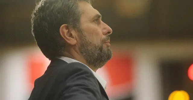 photo  l’entraîneur de l’union rennes basket, pascal thibaud, est né à la roche-sur-yon (vendée).  &copy;  archive didier morel 