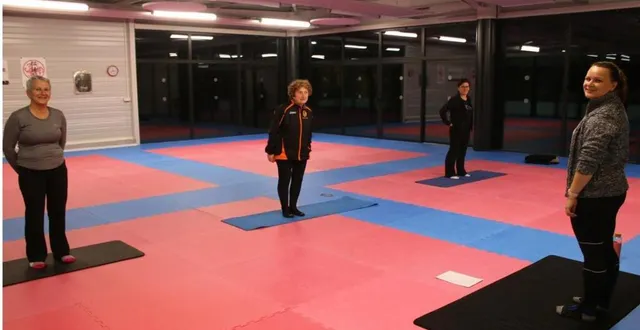 photo  fanny gourdeau (à droite), passionnée de danse et de fitness encadre les cours de pilates.  &copy;  ouest-france 