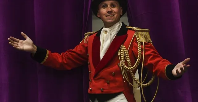 photo  pierre-marie charpentier, alias monsieur loyal, présentera pour la troisième année consécutive le spectacle de noël de la rotonde.  &copy;  le maine libre – denis lambert 