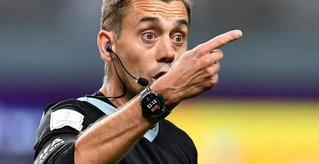 photo  le français clément turpin sera l’arbitre du huitième de finale entre le brésil et la corée du sud.  &copy;  photo : reuters/jennifer lorenzini 