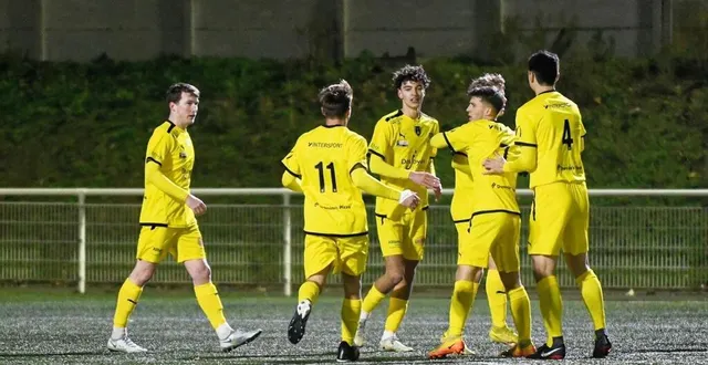 photo  l’asptt caen est toujours leader de régional 1.  &copy;  gérard piwtorak 
