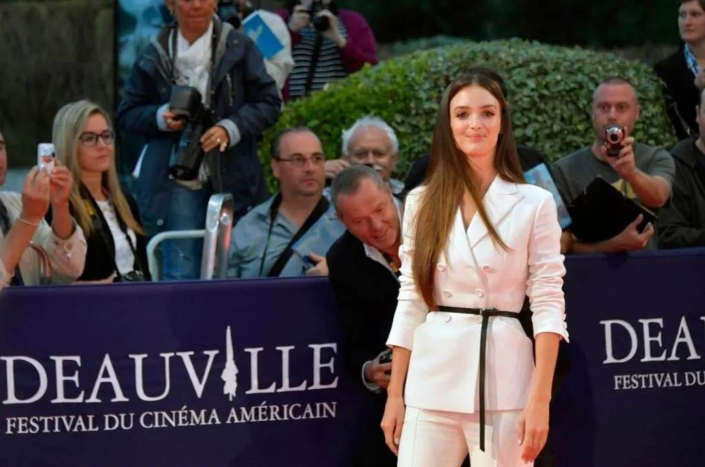 ENTRETIEN. Charlotte Le Bon sur son premier film « Falcon lake » « J