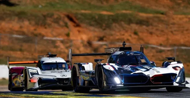 photo  aux états-unis, bmw et acura se préparent pour les 24 heures du mans 2024.  &copy;  lat images 