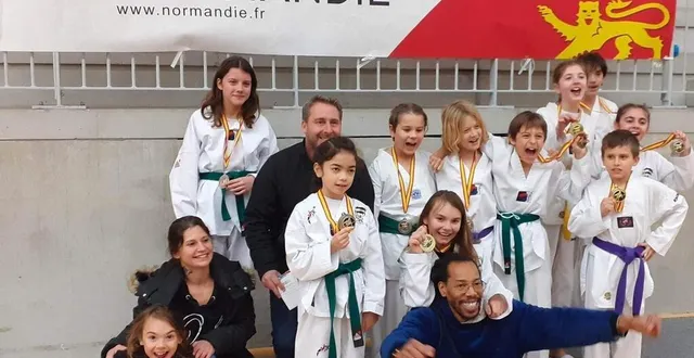 photo  les combattants des perchés du art’ae sont revenus avec des médailles et des qualifications pour la coupe de france  &copy;  ouest-france 
