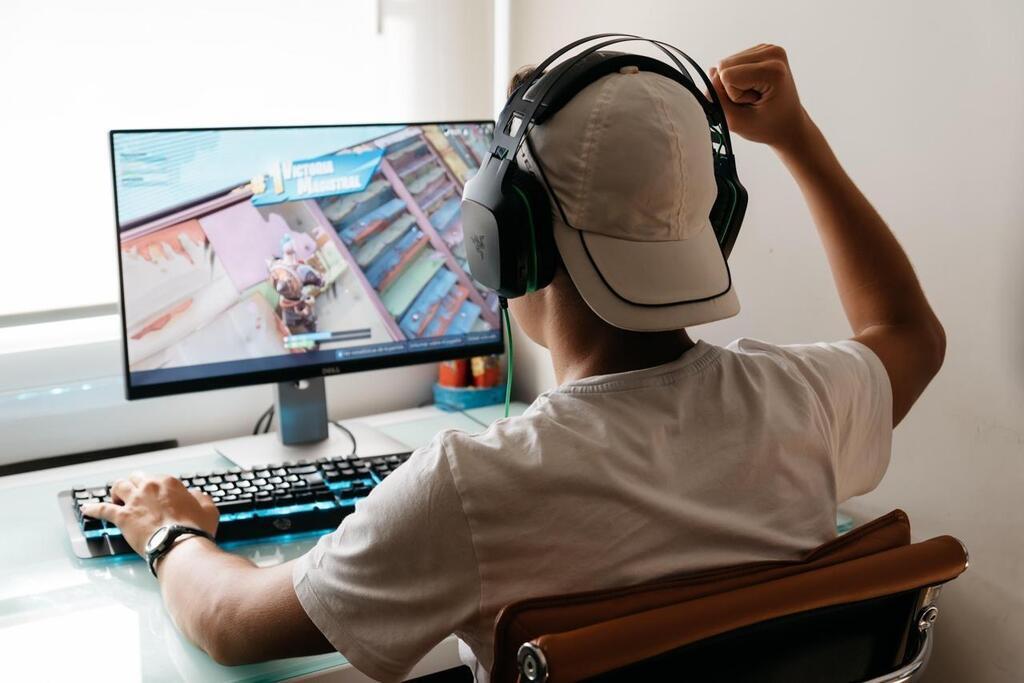 Parents Connectés - C'est quoi Fortnite ? Tout ce que vous devez savoir sur  ce jeu populaire !