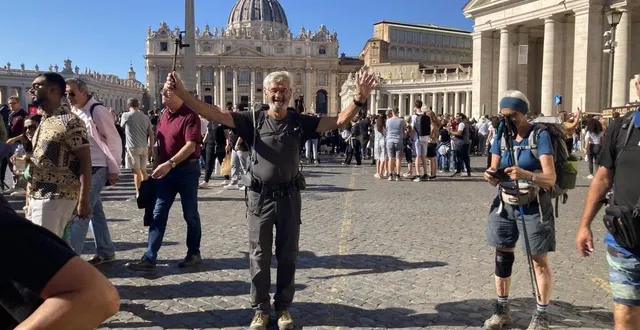 photo  jean-yves bône, président de l’association « aider un enfant à dano », vient de terminer un périple exceptionnel de 2 100 km, reliant saint-gervais-en-belin à rome.  &copy;  jean-yves bône 