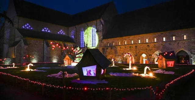 photo  l’abbaye royale de l’epau version noël est visible jusqu’au 15 janvier 2023.  &copy;  le maine libre denis lambert 