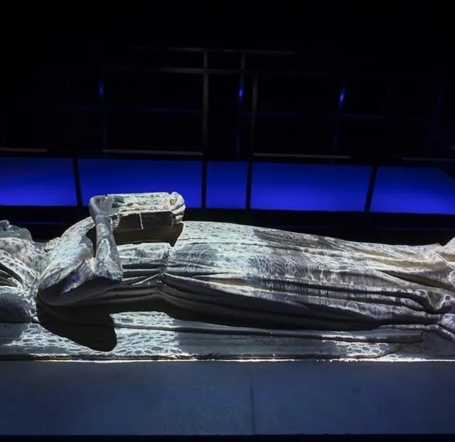 photo après avoir flâné dans les allées de l’abbaye pour les illuminations de noël, ne manquez pas l’exposition sur la reine bérengère.  ©  denis lambert