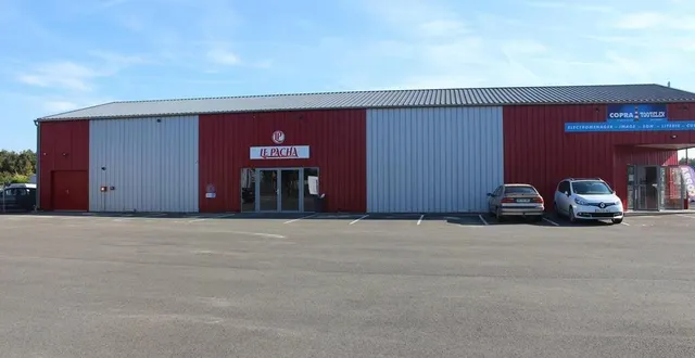 photo  la discothèque le pacha, rue du petit bel œuvre, est située dans une zone d’activités entre décathlon et family village.  &copy;  archives le maine libre 