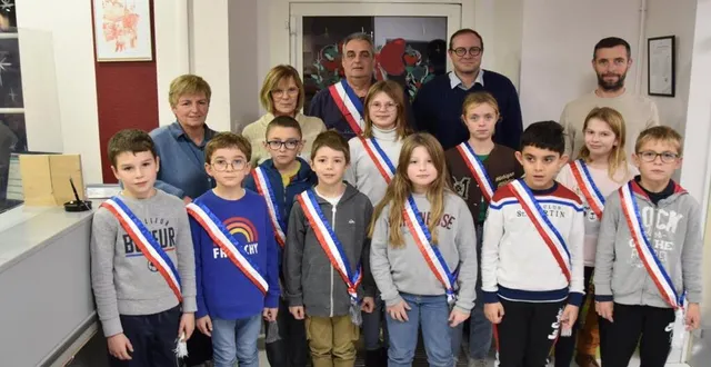 photo  le nouveau cmj de dollon au complet.  &copy;  le maine libre 