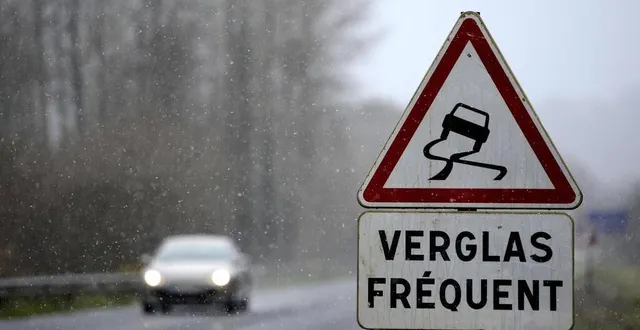 photo  du verglas pourrait se former sur les axes routiers de la sarthe, mardi 13 décembre 2022 dans la soirée. le phénomène pourrait persister jusqu’en matinée, mercredi.  &copy;  archives ouest-france 