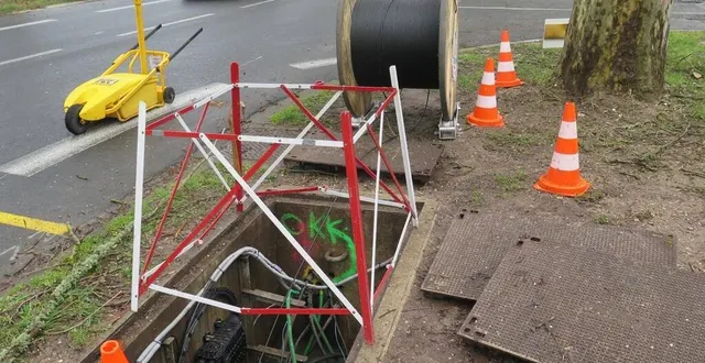 photo  300 mètres de câble seront changés ce mercredi matin.  &copy;  archives le maine libre 