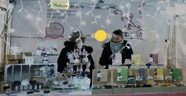 photo  le marché de noël a toujours du succès dans la commune.  &copy;  archives 