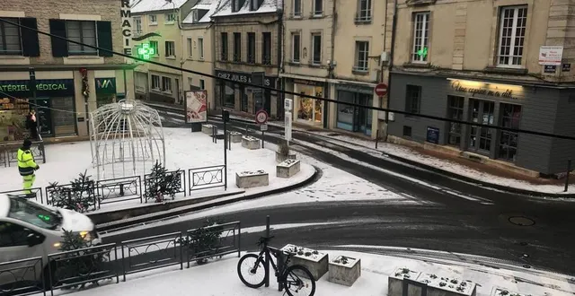 photo  des flocons sont tombés sur argentan, dans l’orne, ce mercredi 14 décembre 2022.  &copy;  ouest-france 
