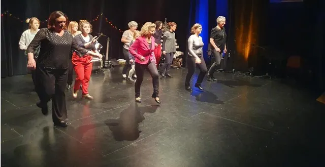 photo  le groupe de claquettes a profité du concert de noël pour faire sa première sortie sur les planches.  &copy;  ouest-france 