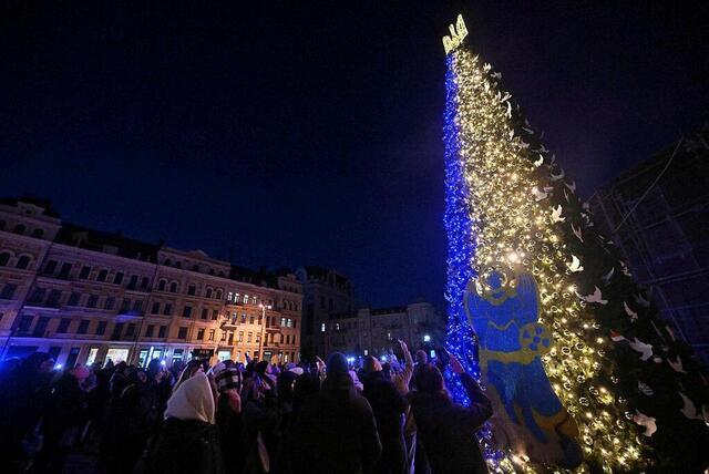 Guerre en Ukraine. Bakhmout détruit, Poutine en Biélorussie et sapin de