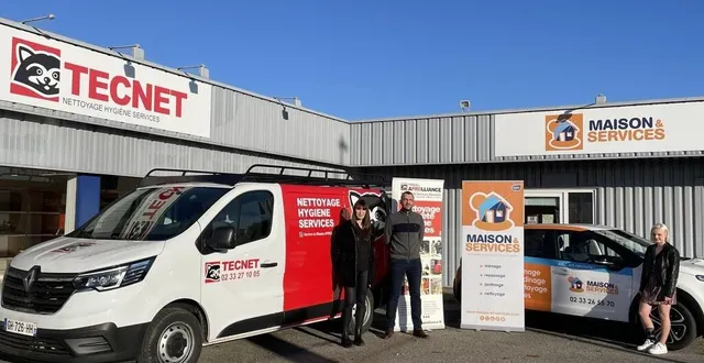 photo  marine leroy, responsable d’exploitation de tecnet, guillaume saintellier, gérant de tecnet, et, à droite, margot meunier, responsable d’exploitation de maison & services, devant les nouveaux locaux des deux sociétés, à cerisé.  &copy;  ouest-france 