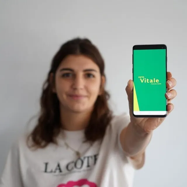 photo la carte vitale sera bientôt utilisable via une application mobile dédiée.  ©  gie sesam vitale