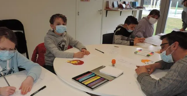 photo  les enfants pourront créer leurs cartes de vœux et écouter des histoires de noël.  &copy;  archives ouest-france 