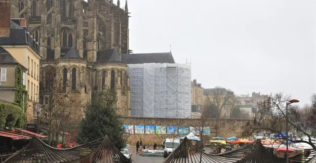 photo  la chapelle de la vierge, du xiiie siècle, est partie pour un an et demi de travaux.  &copy;  ouest-france 