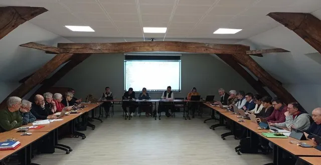 photo  le dernier conseil communautaire de 2022 s’est tenu le 15 décembre, à mansigné.  &copy;  ouest-france 