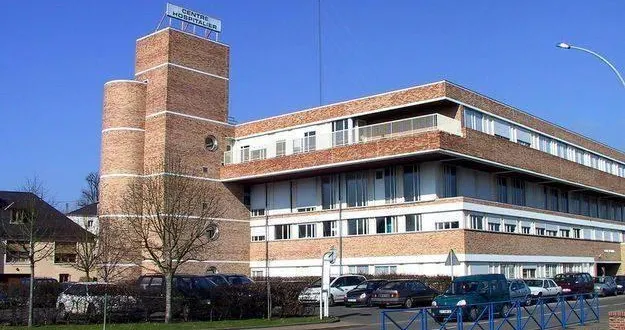 photo  le services des urgences restera fermé pendant les deux réveillons.  &copy;  archives le maine libre 