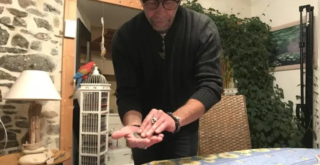 photo  le personnage est inspiré de louis dominique garthausen, dit cartouche, un brigand particulièrement habile dans le maniement de cartes, qui a sévi sous la régence de louis-philippe d’orléans à la fin du xviie siècle  &copy;  ouest-france 