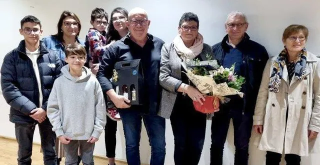 photo  françoise, entourée de toute sa famille.  &copy;  ville de saint-mars-l-brière 