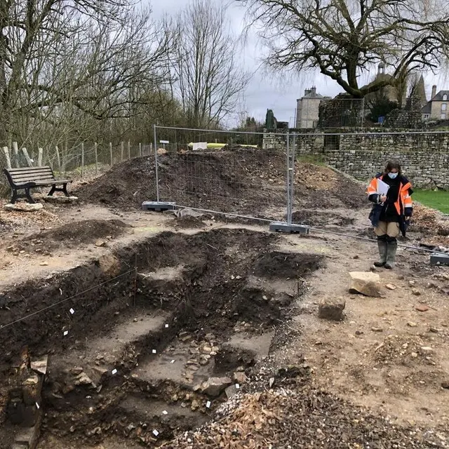 photo les fouilles archéologiques à domfront-en-poiraie ont découvert un large monde souterrain.  ©  ouest-france