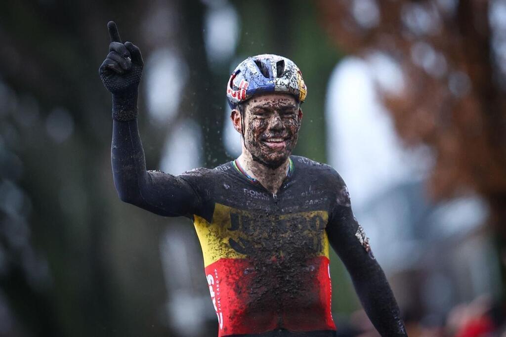 VIDÉO. Cyclo-cross : Nouvelle Victoire Au Sprint Pour Wout Van Aert à ...