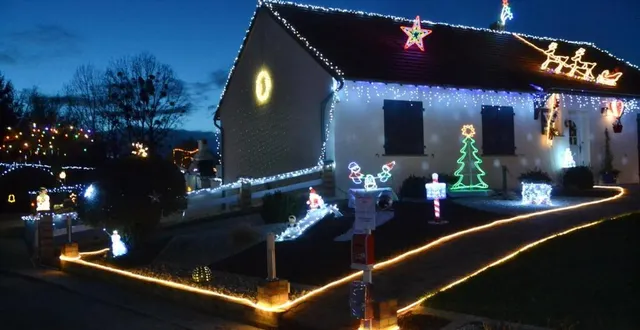 photo  le portail du pavillon est ouvert en soirée, mais il faut sonner avant d’entrer, et téléphoner pour visiter.  &copy;  ouest-france 