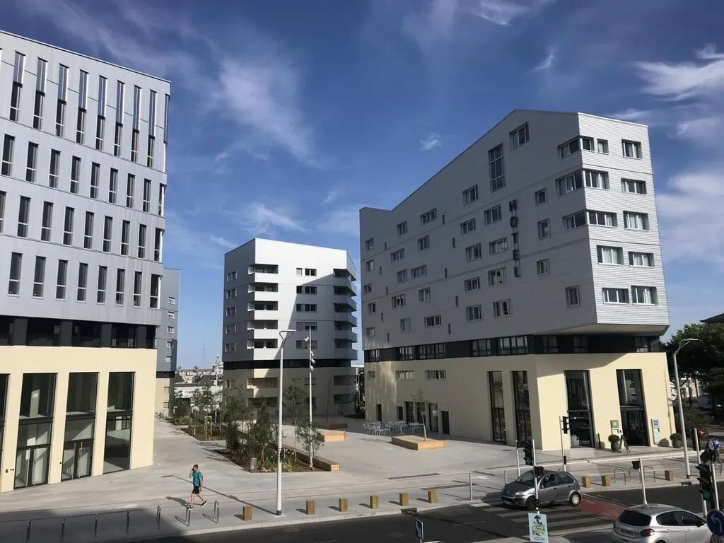 En 2023, transition avant les transformations urbaines et écologiques à