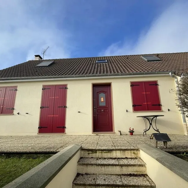 Le couple Claudine et Philippe Catroux a été retrouvé mort fin décembre 2022, à Valframbert. Le second aurait tué la première avant de se suicider. Ouest-France photo le couple claudine et philippe catroux a été retrouvé mort fin décembre 2022, à valframbert. le second aurait tué la première avant de se suicider. © ouest-france