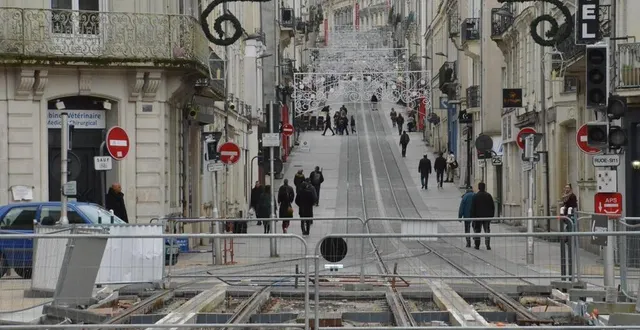photo  les travaux de la place molière doivent se terminer au mois de juin 2023. a terme, cette place deviendra un carrefour d’importance dans le centre-ville d’angers.  &copy;  ouest-france 