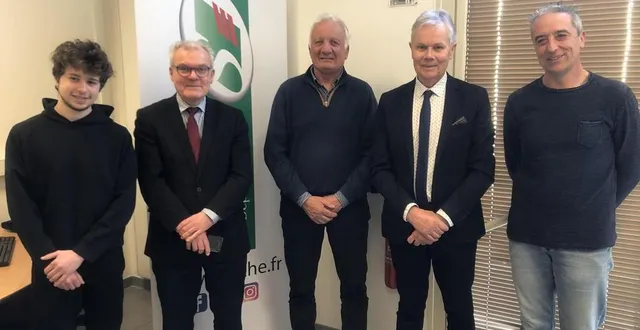 photo  le département de la sarthe a mis un conseiller numérique à disposition de la communauté de communes de l’huisne sarthoise.  &copy;  archives le maine libre 