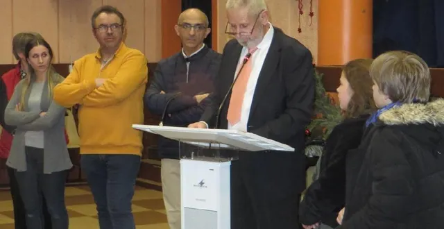 photo  daniel chevée a donné le bilan et les perspectives pour sa commune  &copy;  ouest-france 