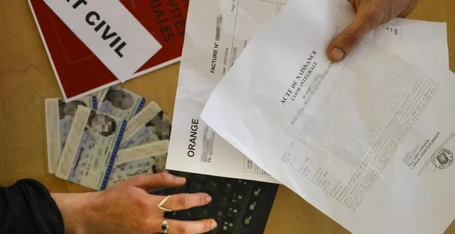 photo  le renouvellement de la carte d’identité est gratuit, tout comme la première demande.  &copy;  archives le maine libre - denis lambert 